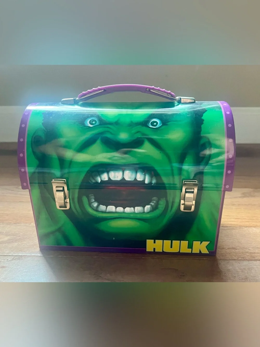 2003 The Incredible Hulk Tin Dome Lunch Box